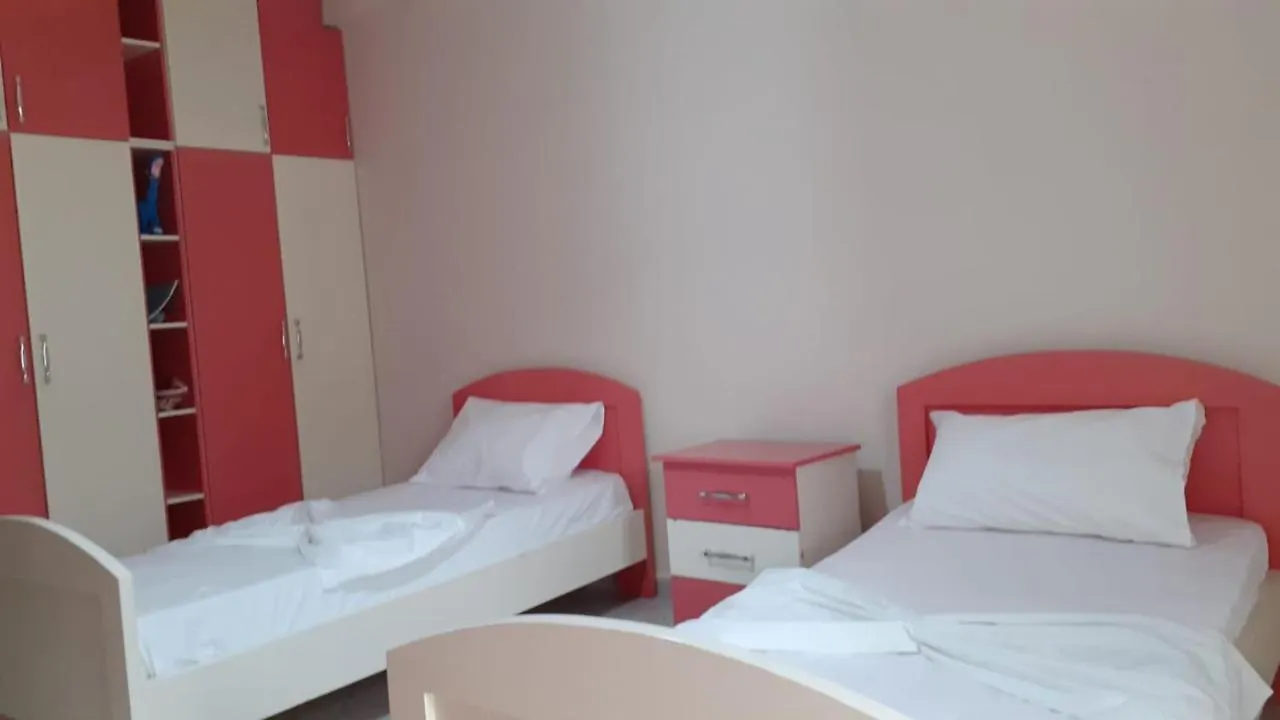 Salo Guesthouse Гирокастра 0*,  Албания